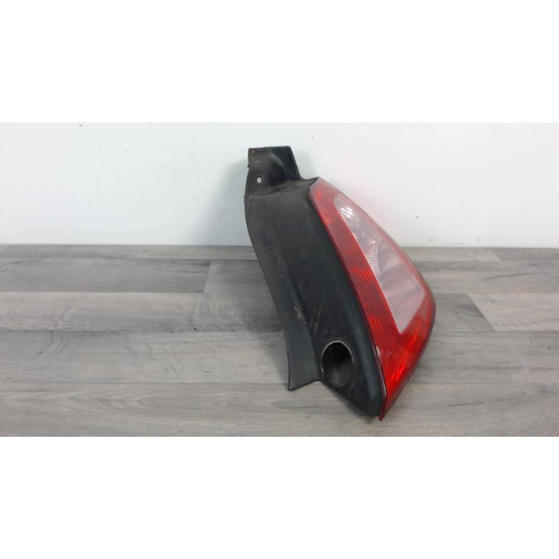 Feu arriere principal droit (feux) RENAULT MEGANE 2 PHASE 1 d’occasion