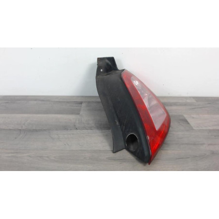 Feu arriere principal droit (feux) RENAULT MEGANE 2 PHASE 1 d’occasion