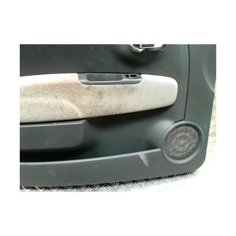Panneau de porte avant gauche FIAT 500 2 PHASE 1 d’occasion
