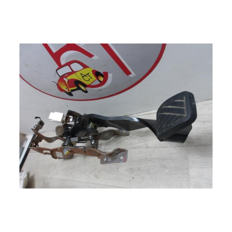 Pedale de frein SUZUKI SWIFT 4 d’occasion