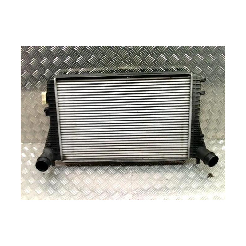Echangeur air (Intercooler) VOLKSWAGEN TOURAN 2 d’occasion