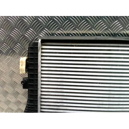 Echangeur air (Intercooler) VOLKSWAGEN TOURAN 2 d’occasion