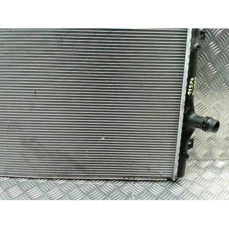 Radiateur eau VOLKSWAGEN TOURAN 2 d’occasion