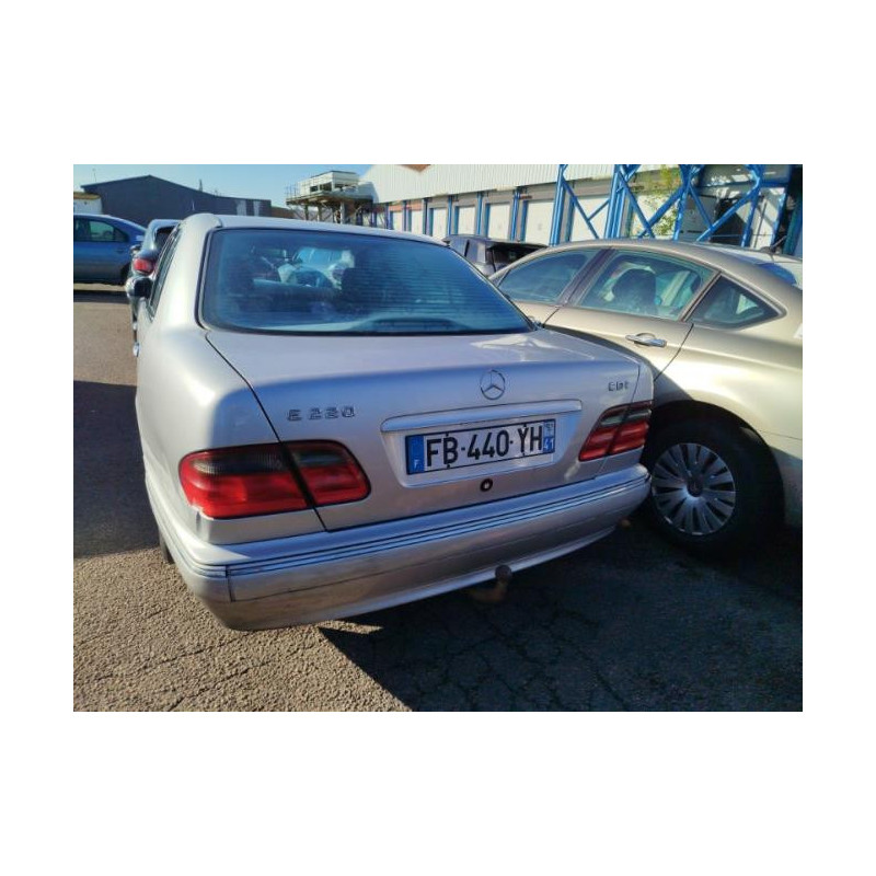 Echangeur air (Intercooler) MERCEDES CLASSE E 210 PHASE 2 d’occasion