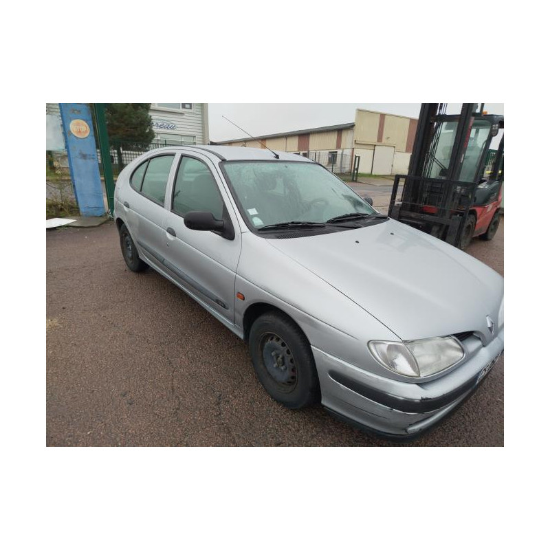 Radiateur eau RENAULT MEGANE 1 PHASE 1 d’occasion
