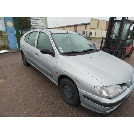 Radiateur eau RENAULT MEGANE 1 PHASE 1 d’occasion