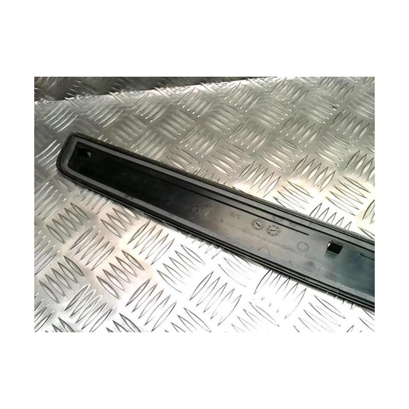 Baguette de porte avant droite PEUGEOT 407 COUPE d’occasion