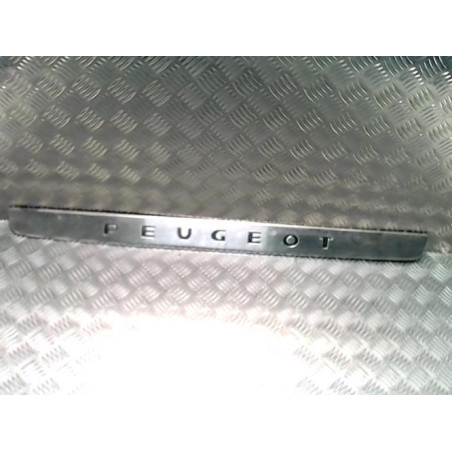 Baguette de porte avant droite PEUGEOT 407 COUPE d’occasion