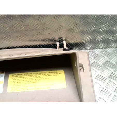 Porte boite a gants KIA CARNIVAL 2 d’occasion
