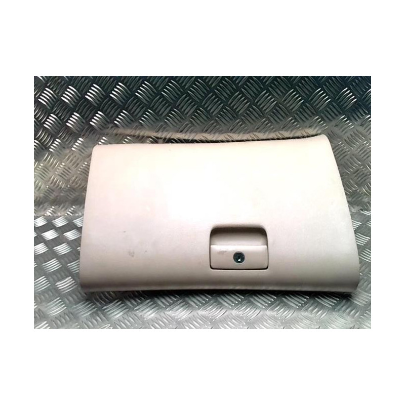 Porte boite a gants KIA CARNIVAL 2 d’occasion