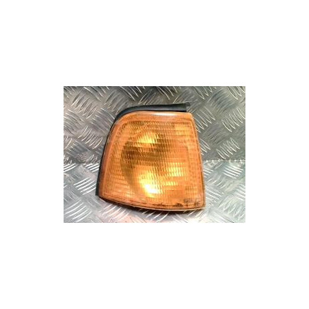 Optique avant secondaire droit (feux)(clignotant) AUDI 80 3 PHASE 1 d’occasion