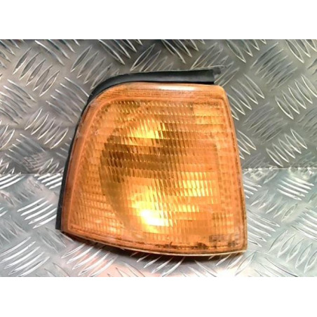 Optique avant secondaire droit (feux)(clignotant) AUDI 80 3 PHASE 1 d’occasion