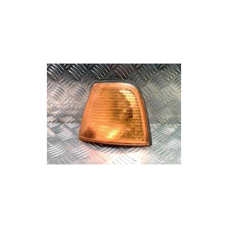 Optique avant secondaire gauche (feux)(clignotant) AUDI 80 3 PHASE 1 d’occasion