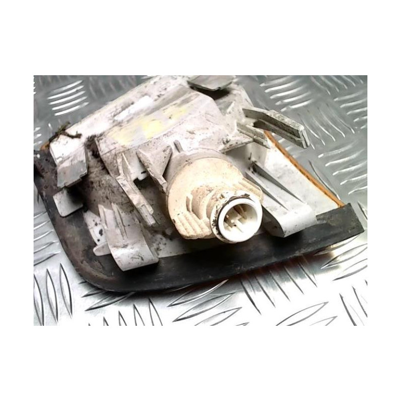Optique avant secondaire gauche (feux)(clignotant) AUDI 80 3 PHASE 1 d’occasion