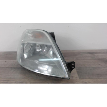Optique avant principal droit (feux)(phare) FORD FIESTA 5 PHASE 1 d’occasion