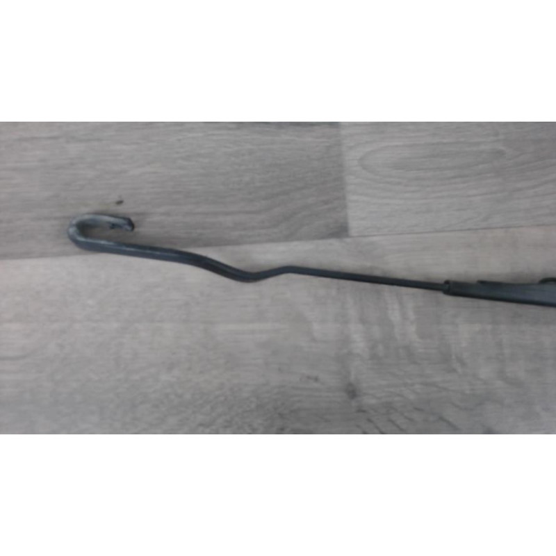 Bras essuie glace avant gauche RENAULT R19 PHASE 1 d’occasion