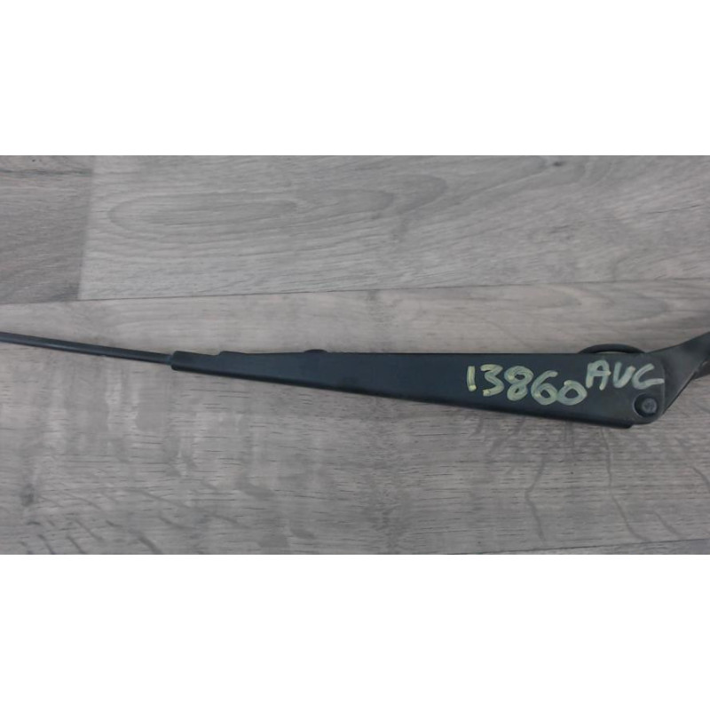 Bras essuie glace avant gauche RENAULT R19 PHASE 1 d’occasion
