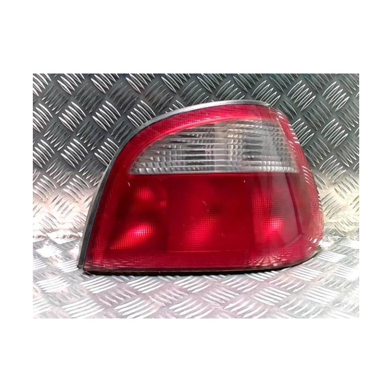 Feu arriere principal droit (feux) RENAULT MEGANE 1 PHASE 2 d’occasion
