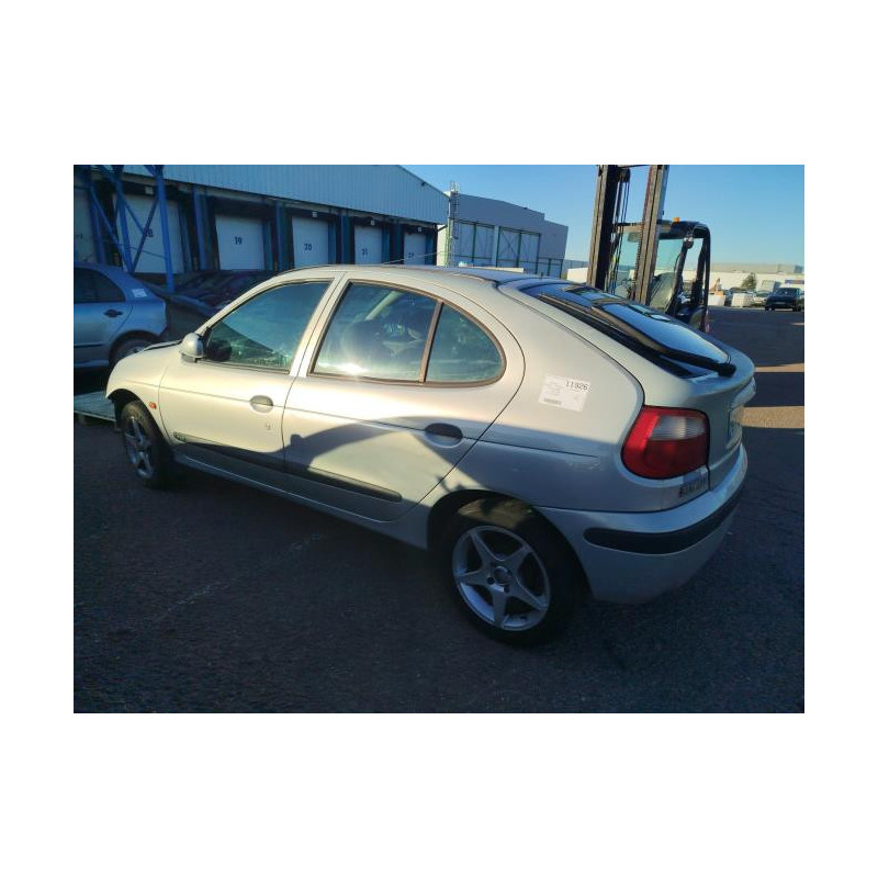Feu arriere principal droit (feux) RENAULT MEGANE 1 PHASE 2 d’occasion