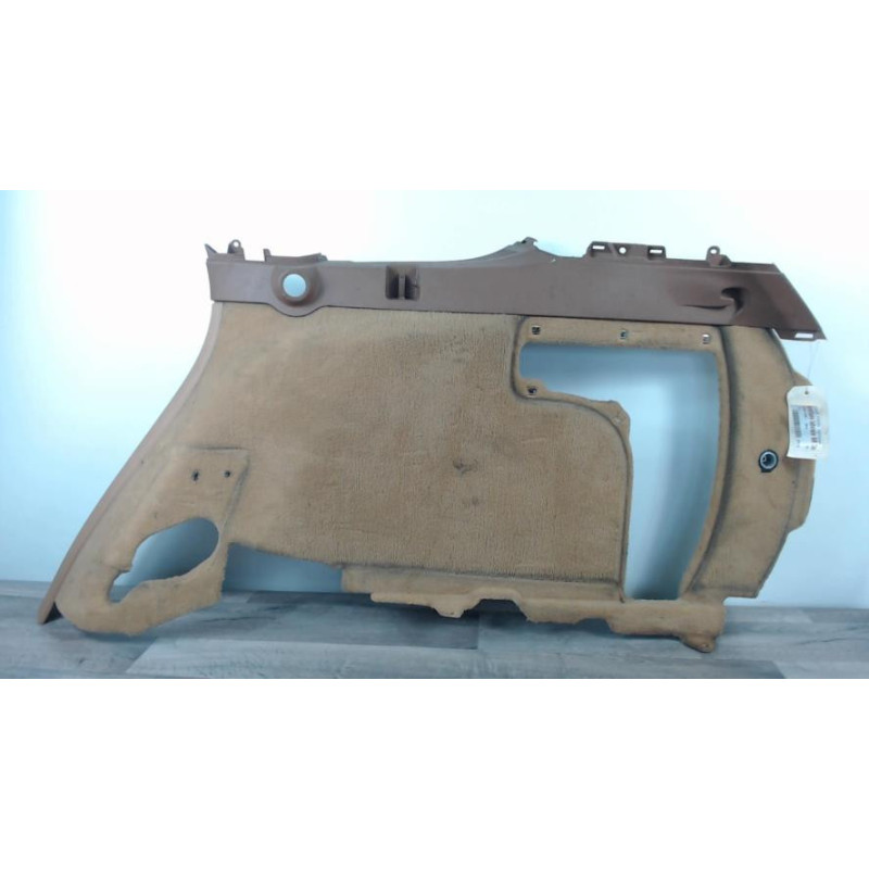 Garniture laterale arriere droite PORSCHE CAYENNE 1 PHASE 1 d’occasion