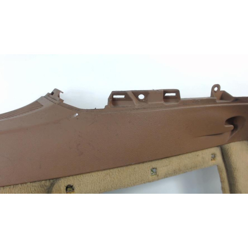 Garniture laterale arriere droite PORSCHE CAYENNE 1 PHASE 1 d’occasion