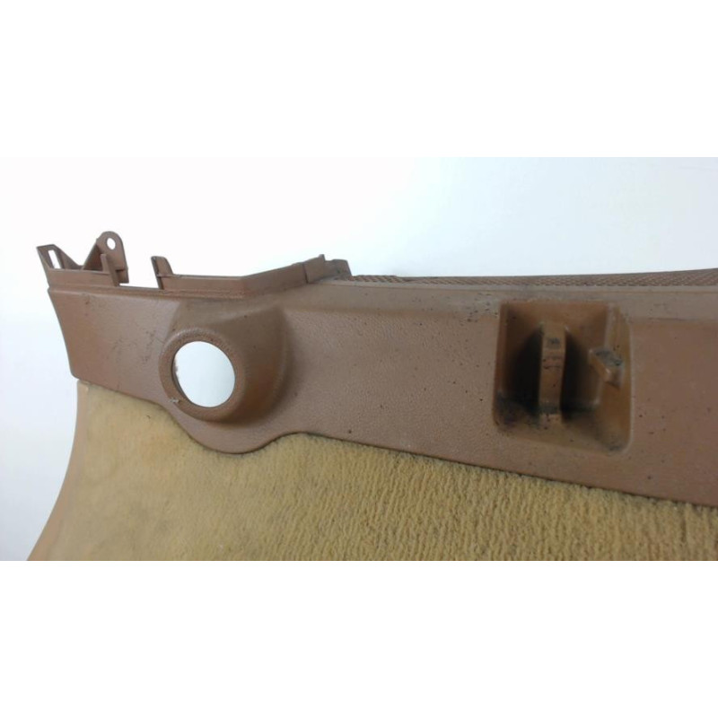 Garniture laterale arriere droite PORSCHE CAYENNE 1 PHASE 1 d’occasion