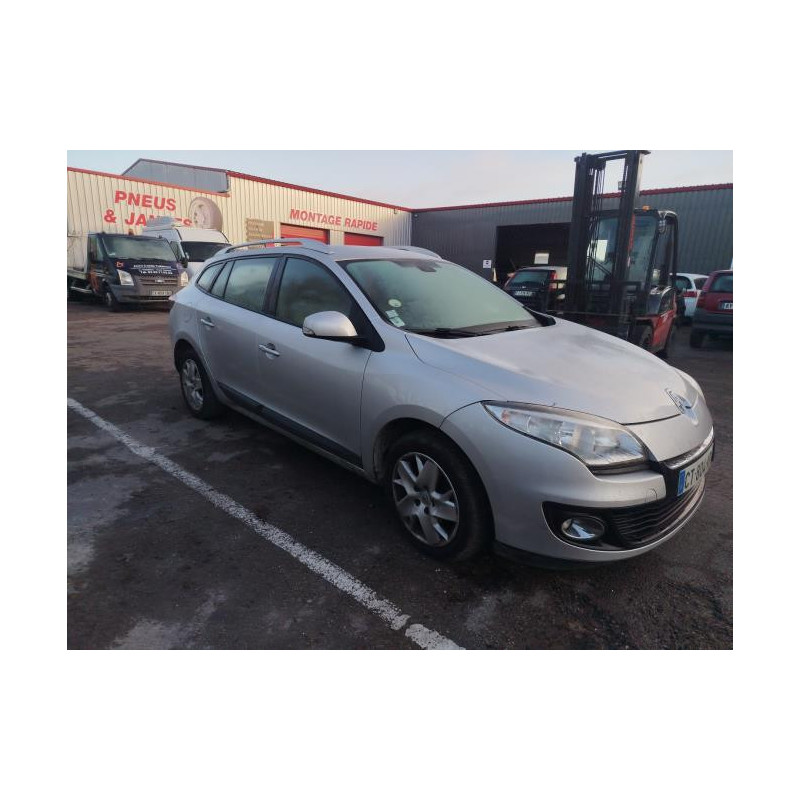 Feu arriere secondaire gauche (feux) RENAULT MEGANE 3 PHASE 2 BREAK d’occasion