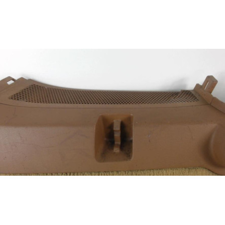Garniture laterale arriere gauche PORSCHE CAYENNE 1 PHASE 1 d’occasion