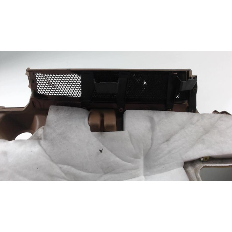 Garniture laterale arriere gauche PORSCHE CAYENNE 1 PHASE 1 d’occasion