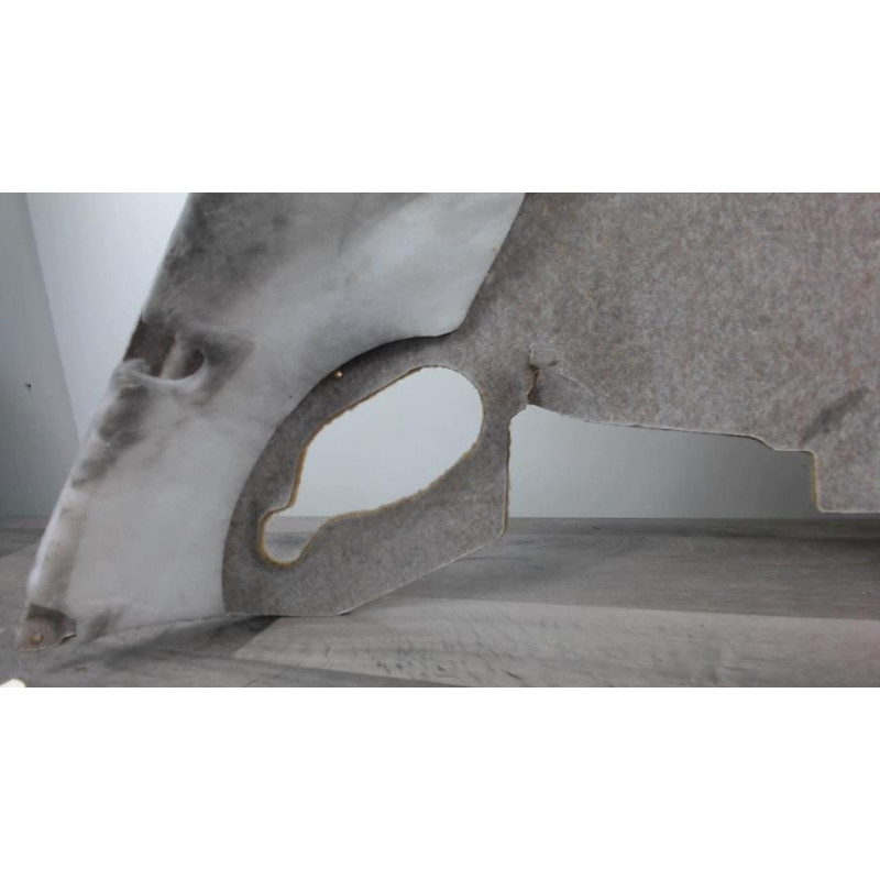 Garniture laterale arriere gauche PORSCHE CAYENNE 1 PHASE 1 d’occasion