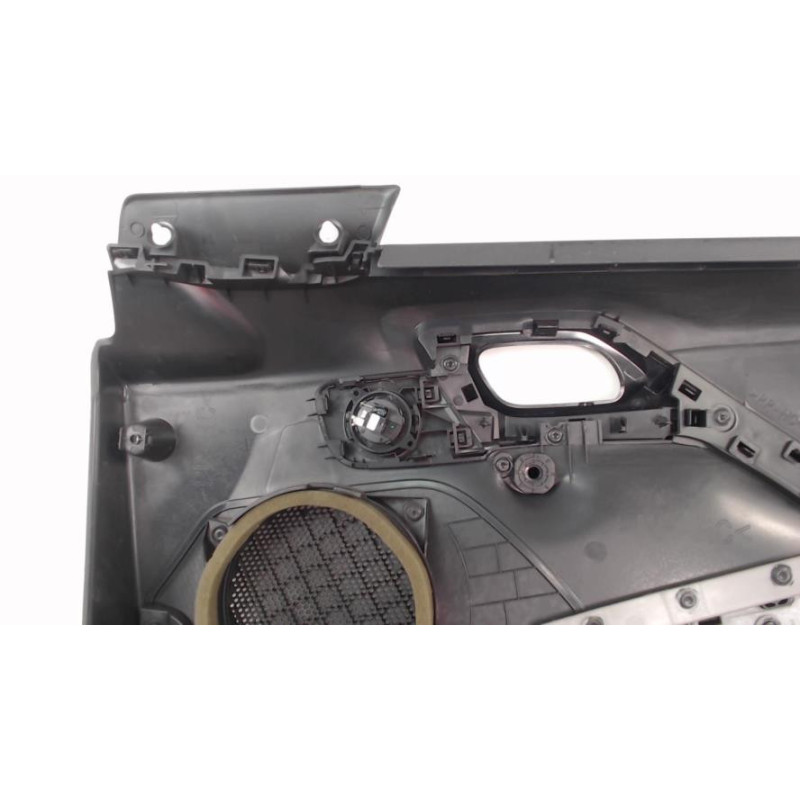 Panneau de porte avant gauche PEUGEOT 208 1 PHASE 1 d’occasion