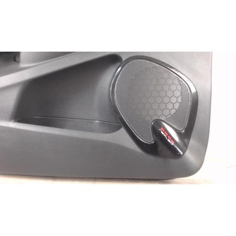 Panneau de porte avant gauche RENAULT CLIO 4 PHASE 2 d’occasion