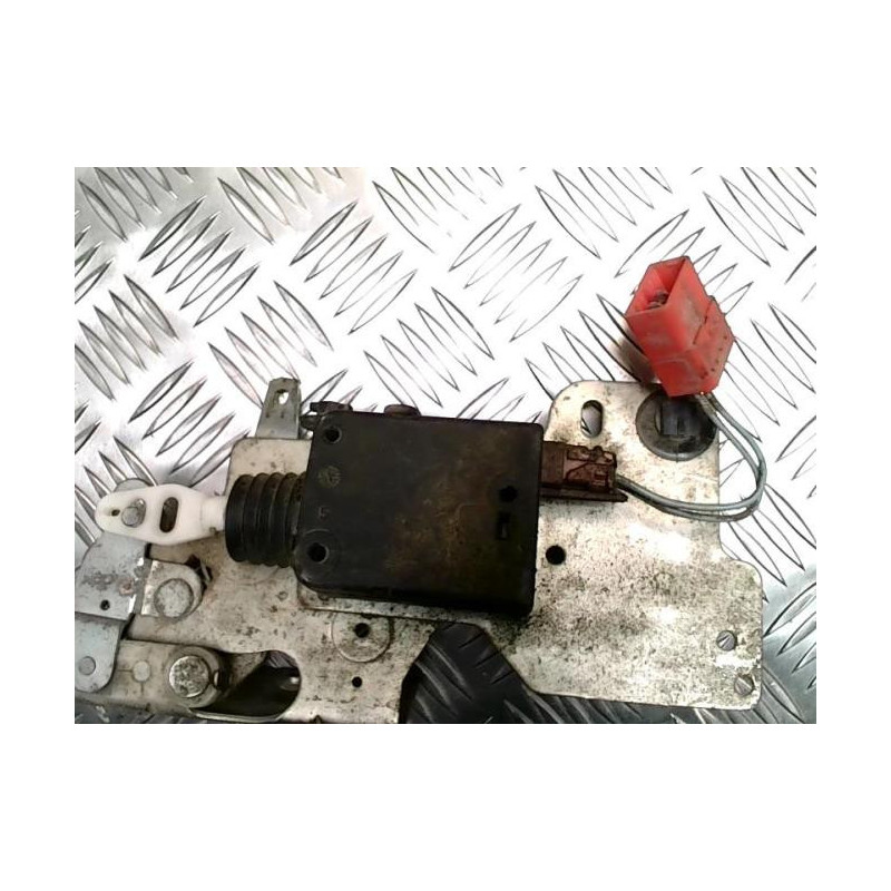 Actionneur serrure hayon PEUGEOT PARTNER 1 PHASE 2 d’occasion