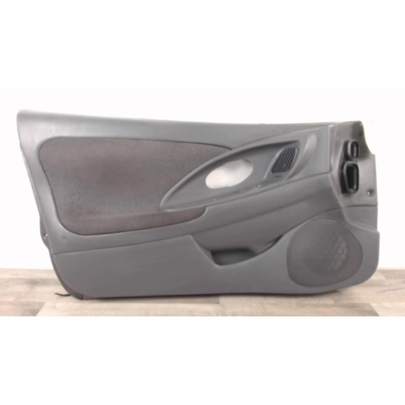 Panneau de porte avant gauche MITSUBISHI ECLIPSE COUPE d’occasion