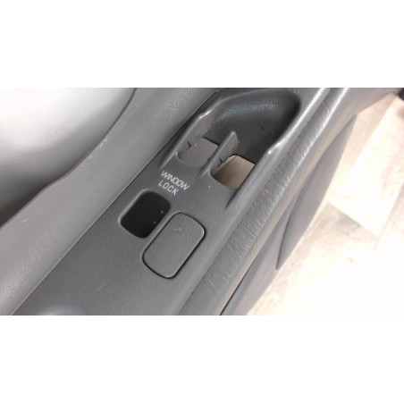 Panneau de porte avant gauche MITSUBISHI ECLIPSE COUPE d’occasion