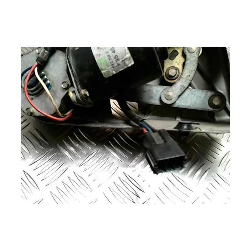 Moteur essuie glace avant RENAULT TWINGO 1 PHASE 1 d’occasion