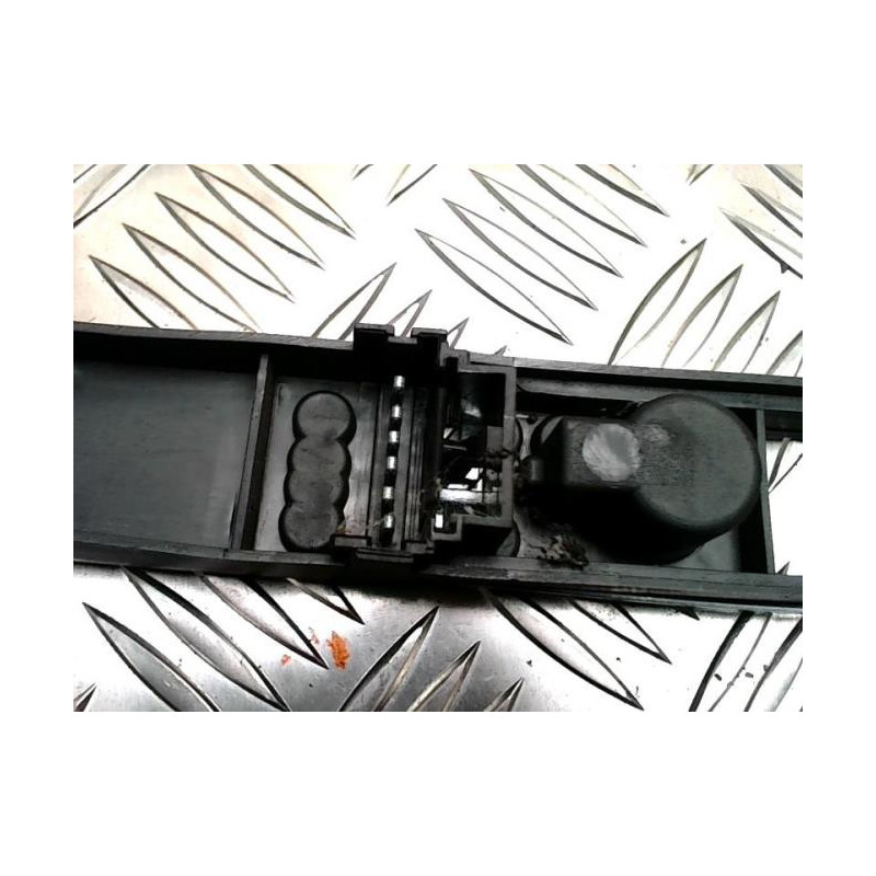 Platine feu arriere droit RENAULT KANGOO 1 PHASE 1 d’occasion