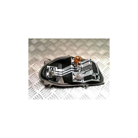 Platine feu arriere droit RENAULT CLIO 3 PHASE 1 d’occasion