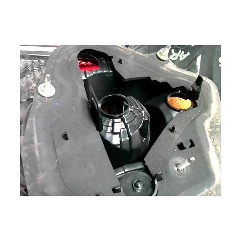 Feu arriere principal droit (feux) TOYOTA COROLLA 10 PHASE 2 d’occasion