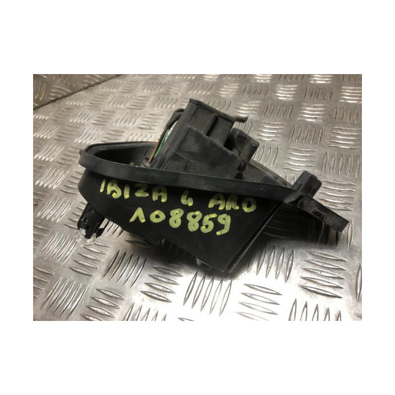 Platine feu arriere droit SEAT IBIZA 4 PHASE 1 d’occasion