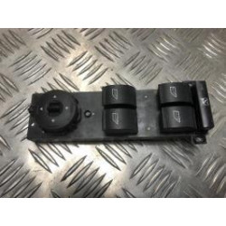 Interrupteur de leve vitre avant gauche FORD FOCUS 2 PHASE 2 d’occasion