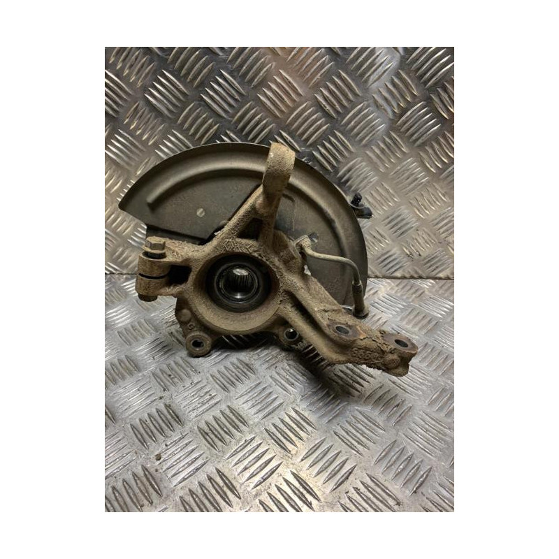 Fusee avant gauche DACIA DOKKER PHASE 1 d’occasion