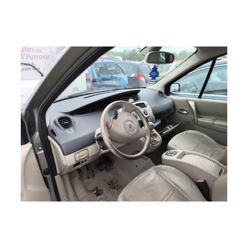 Platine feu arriere gauche RENAULT GRAND SCENIC 2 PHASE 2 d’occasion