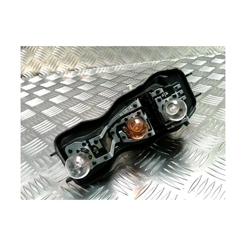 Platine feu arriere droit RENAULT SCENIC 2 PHASE 2 d’occasion