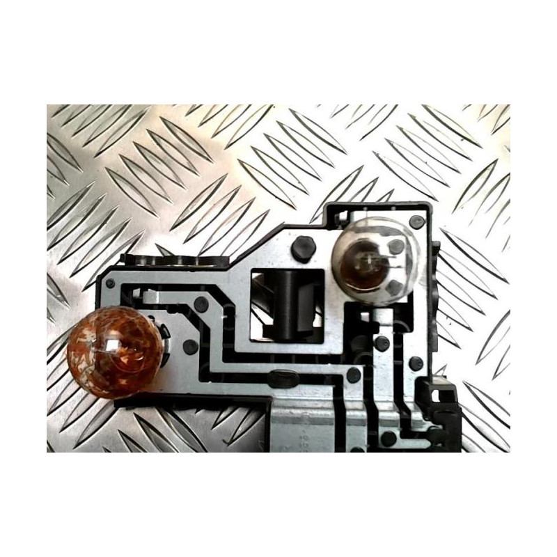Platine feu arriere droit MERCEDES CLASSE CLK 208 PHASE 1 COUPE d’occasion