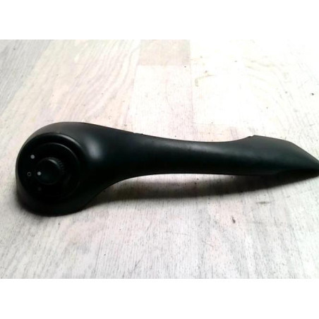 Commande retroviseurs RENAULT CLIO 3 PHASE 1 d’occasion