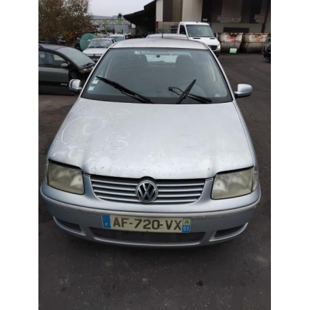 Serrure de hayon VOLKSWAGEN POLO 3 PHASE 2 d’occasion