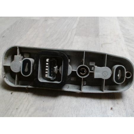 Platine feu arriere droit RENAULT TWINGO 1 PHASE 3 d’occasion