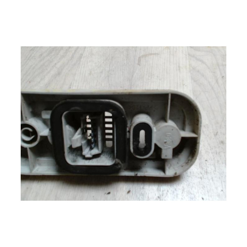 Platine feu arriere gauche RENAULT TWINGO 1 PHASE 3 d’occasion