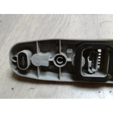 Platine feu arriere gauche RENAULT TWINGO 1 PHASE 3 d’occasion